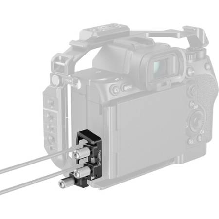 SmallRig 6062 - zacisk kabli USB-C do klatek do Sony Alpha 7 V - przykład użycia